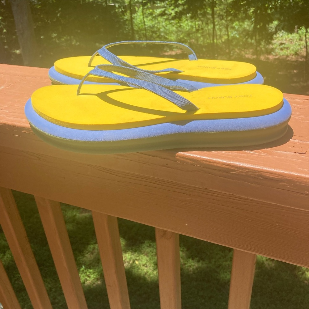 Tory Burch platform flip flops - Picture 3 of 11